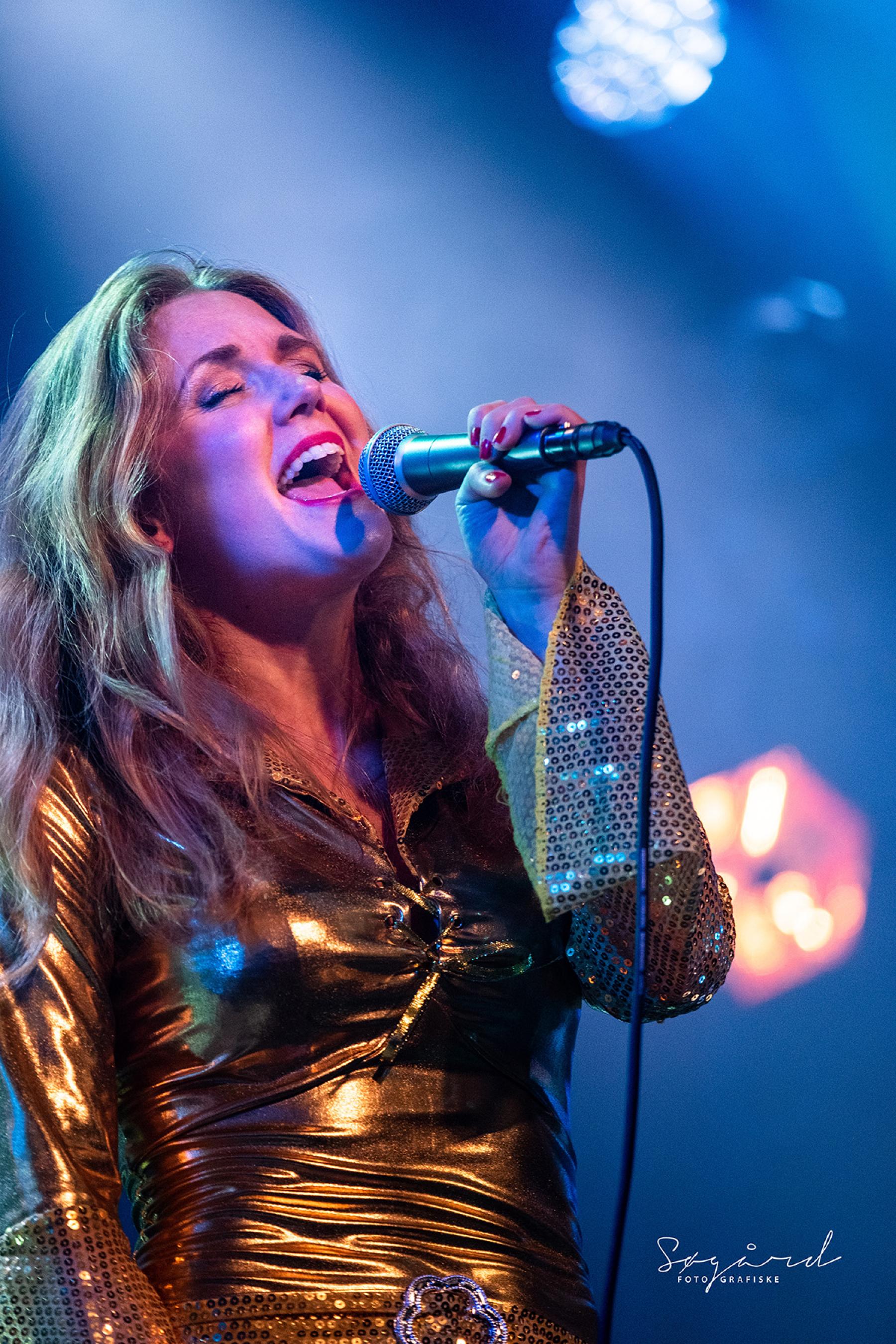Plakat Voulez Vous – A fabulous tribute to ABBA